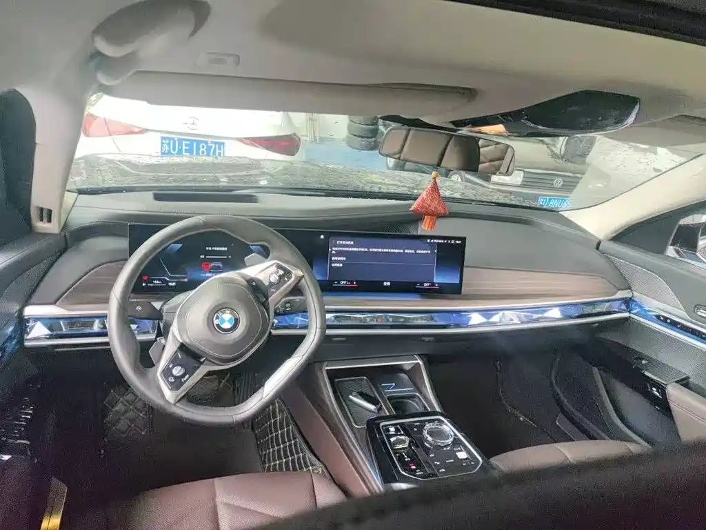 BMW 7 Series 7 2023 735Li M Sport