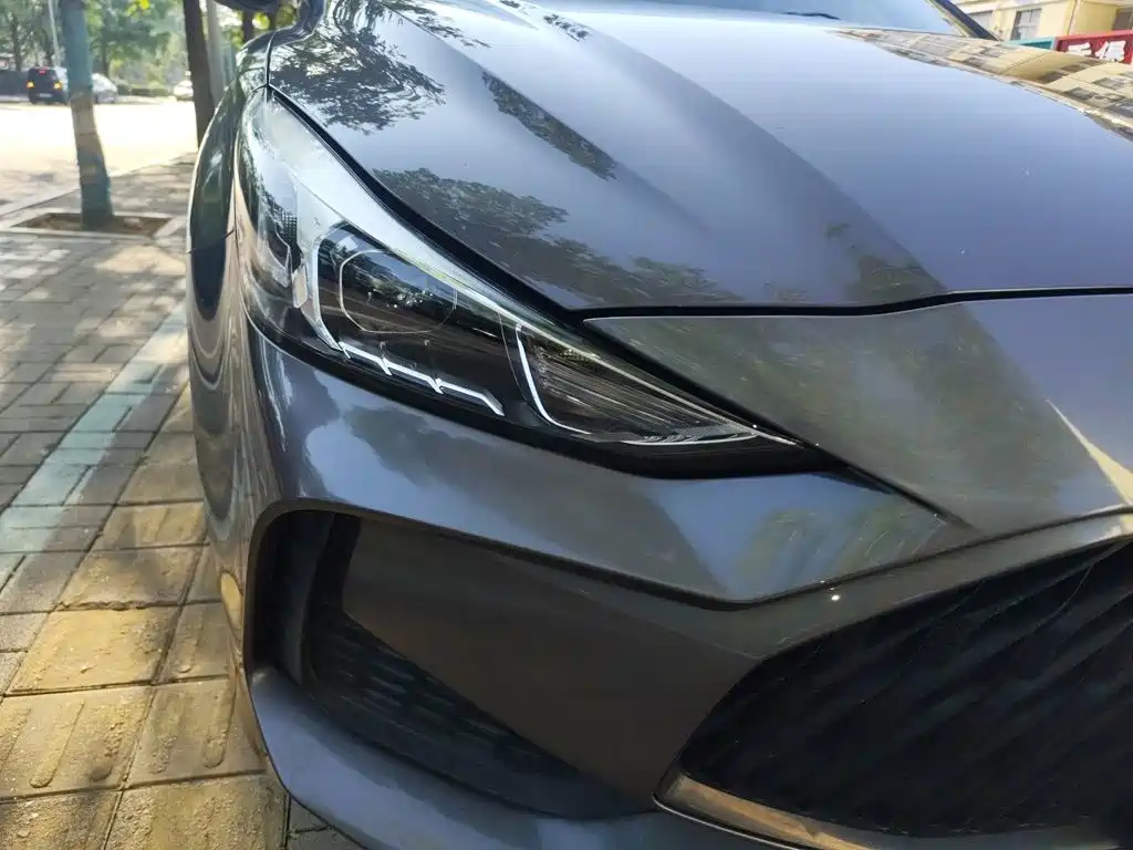 MG MG5 — миниатюра 7