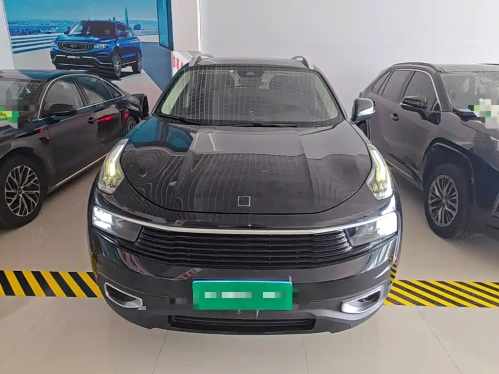 Lynk & Co 01 — миниатюра 3