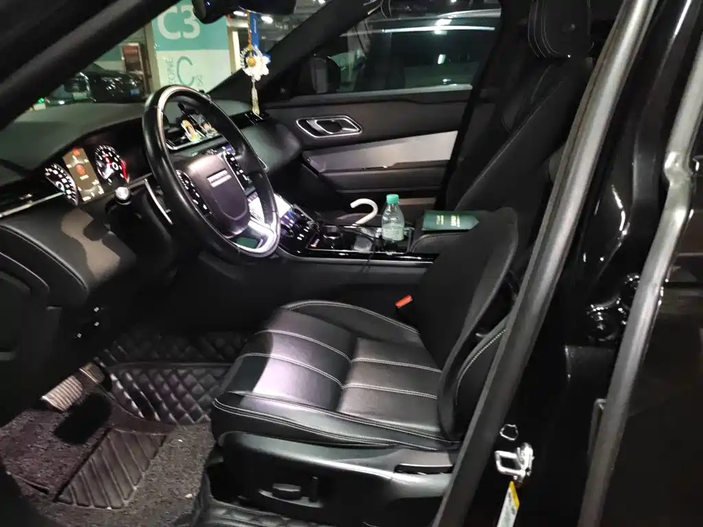 Land Rover Velar — миниатюра 16