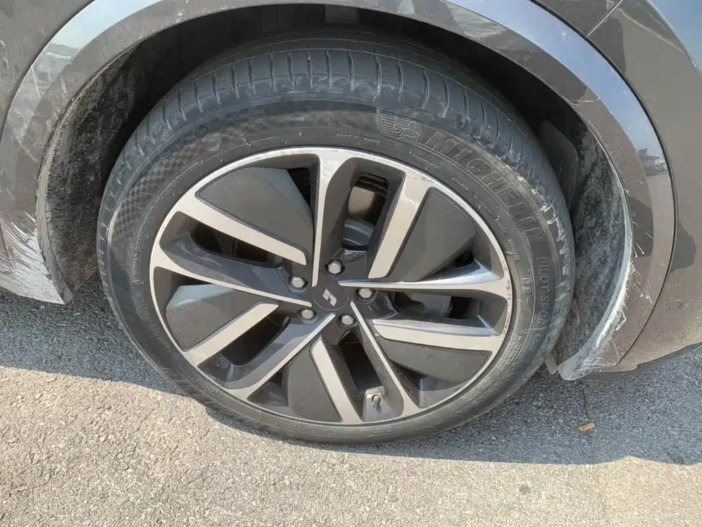 Li Auto Li L9 — миниатюра 11