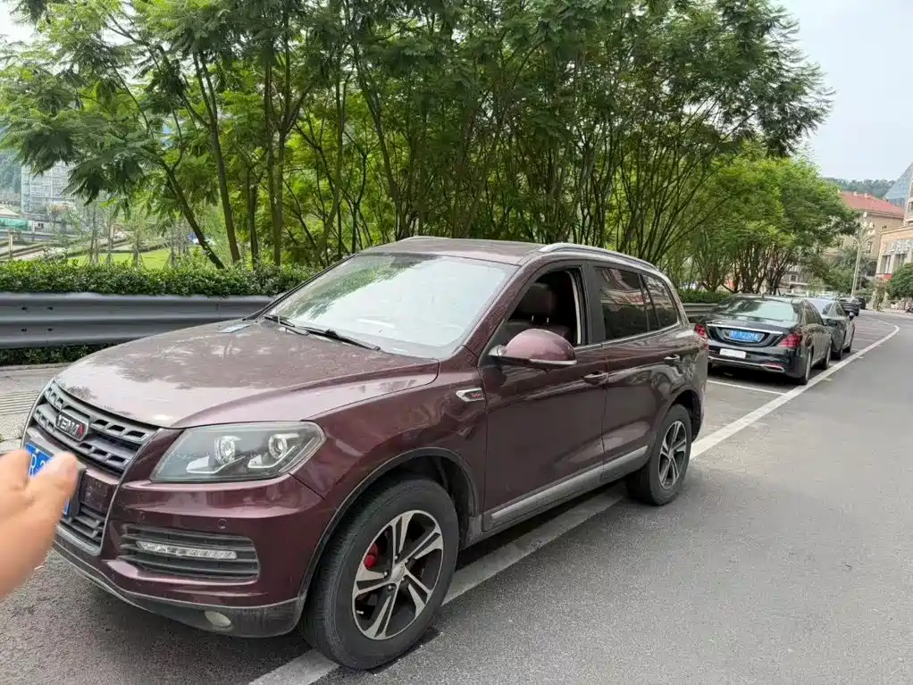 Yema Mustang T70 — миниатюра 3