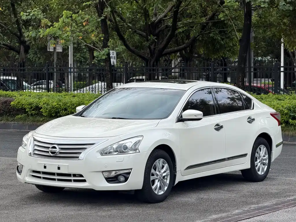 Купить Nissan Teana