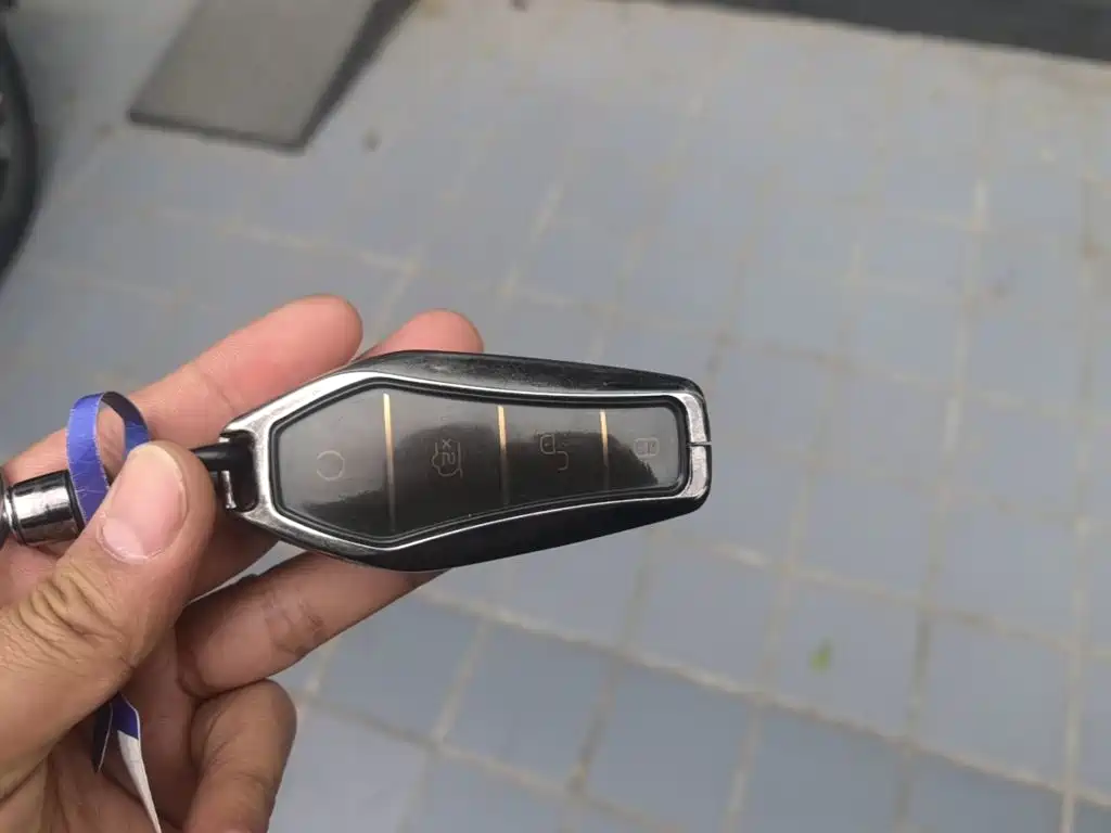 BYD Tang New Energy — миниатюра 17