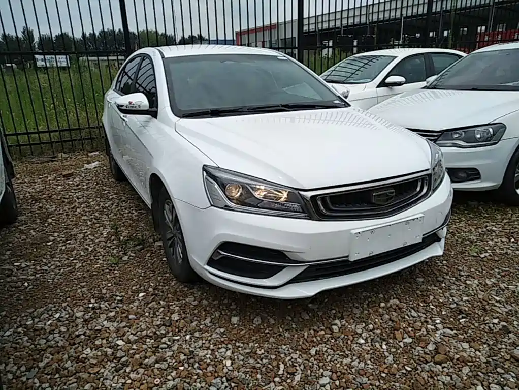 Geely Emgrand — миниатюра 4