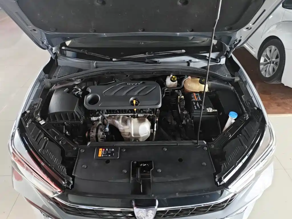 Roewe i5 — миниатюра 20
