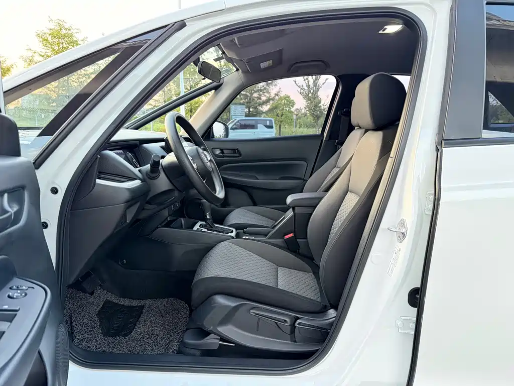Honda Fit — миниатюра 5