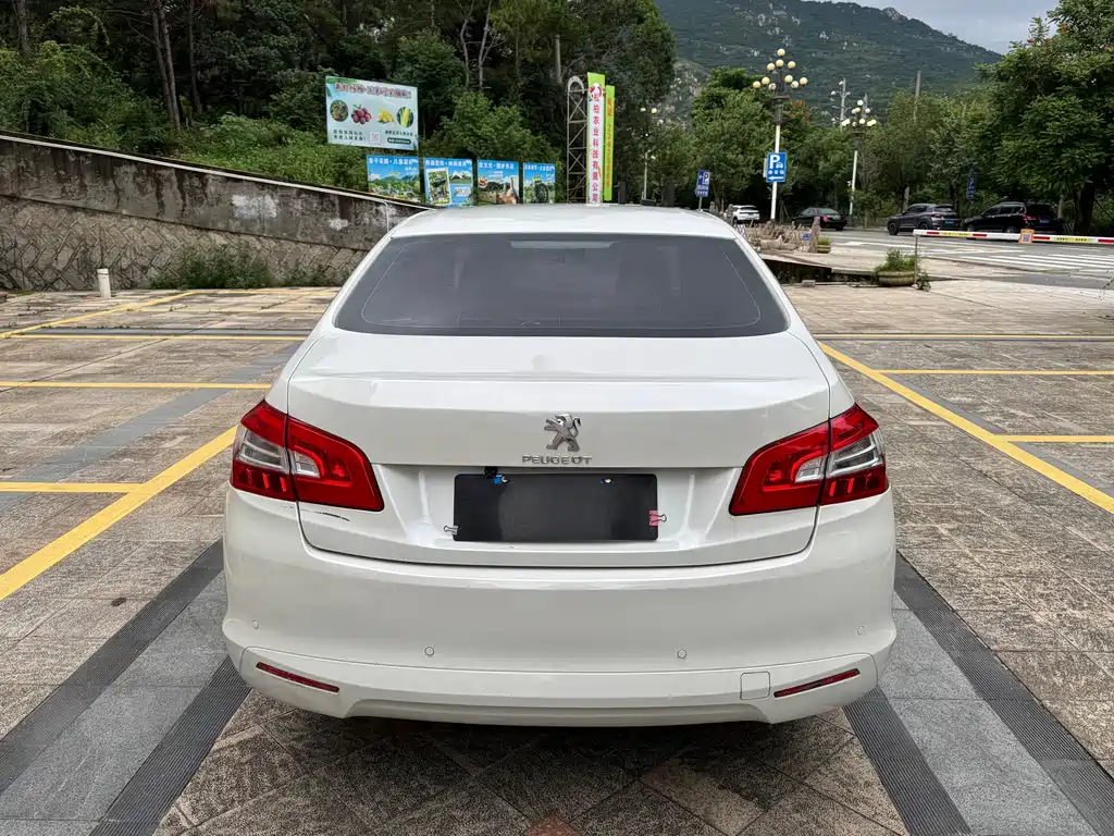Peugeot 408 — миниатюра 8