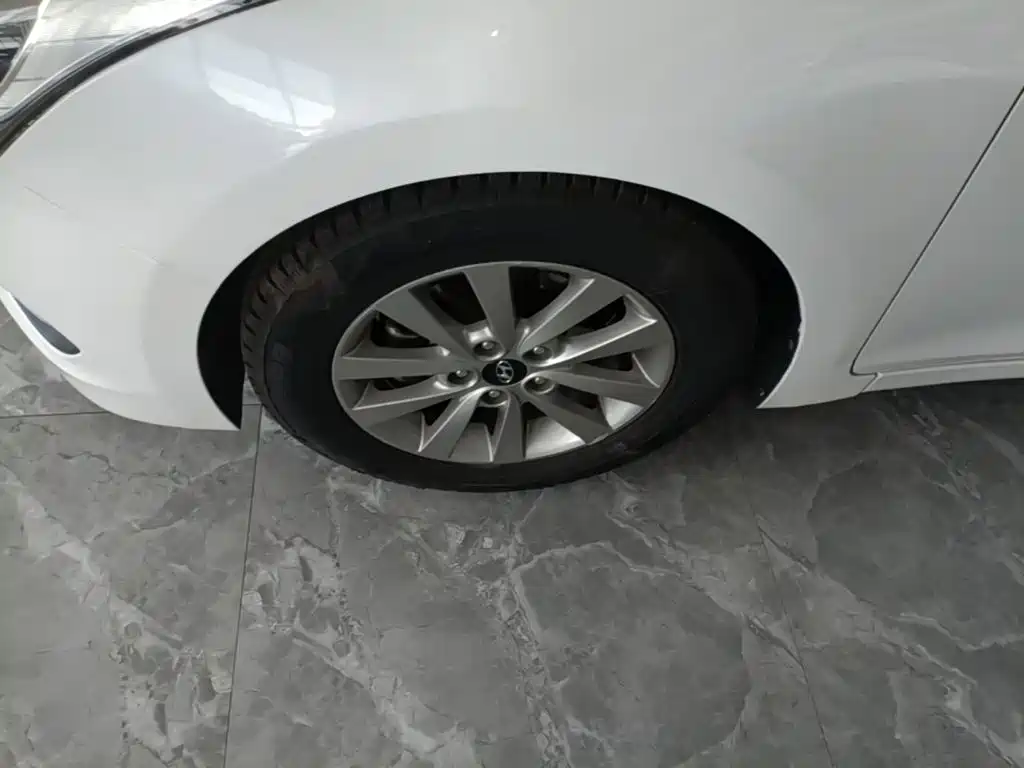 Hyundai Mistra — миниатюра 23
