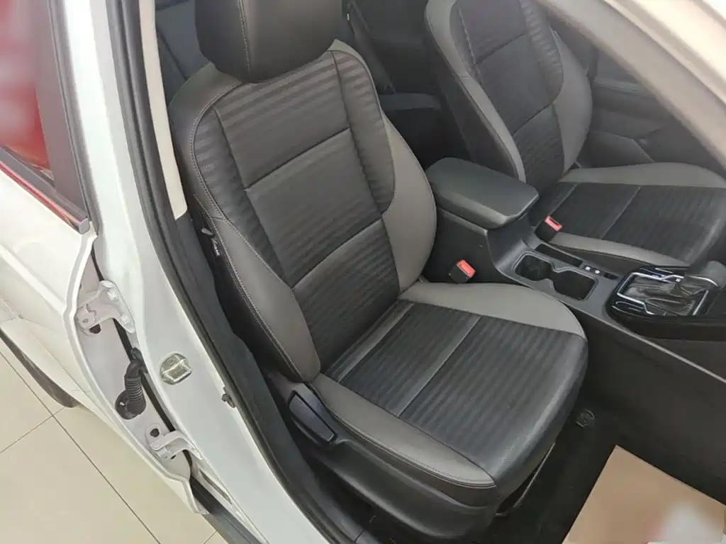 Kia Sportage — миниатюра 25