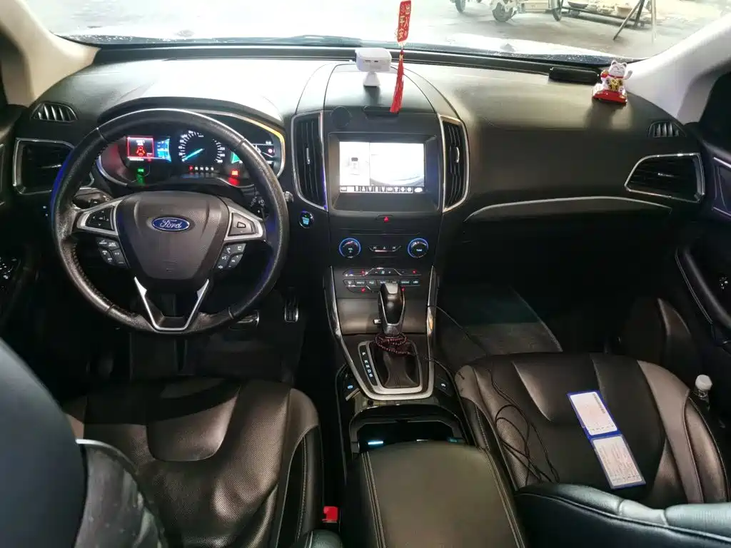 Ford Edge — миниатюра 13