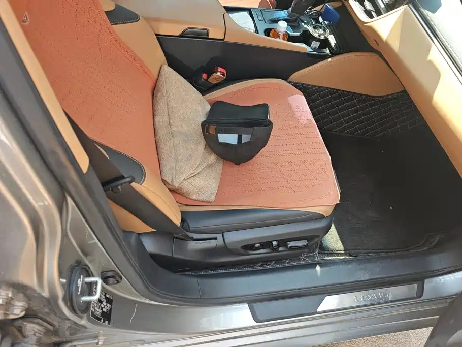 Lexus ES — миниатюра 8