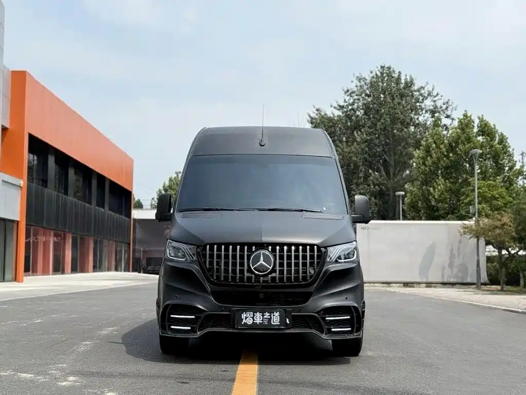 Mercedes-Benz Sprinter — миниатюра 2