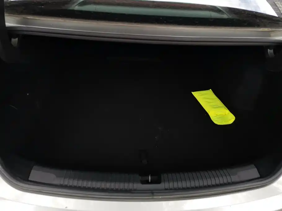 Roewe D7 — миниатюра 4