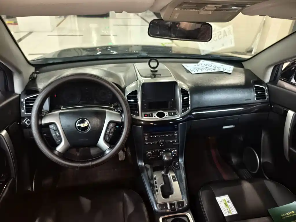 Chevrolet Captiva — миниатюра 6