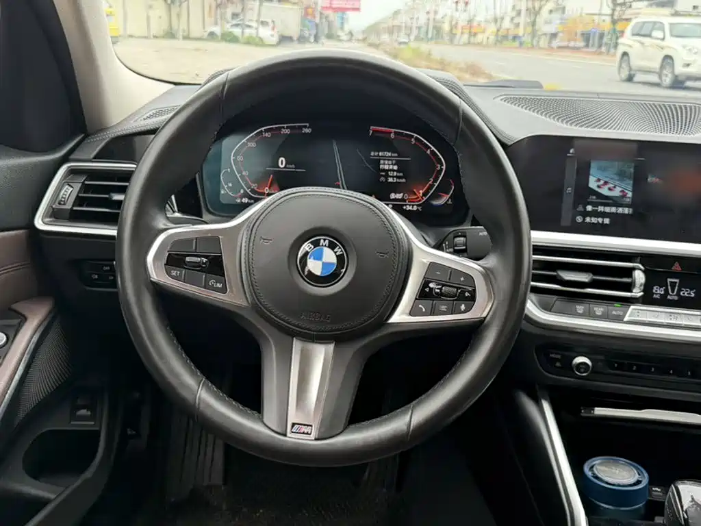 BMW 3 Series — миниатюра 11