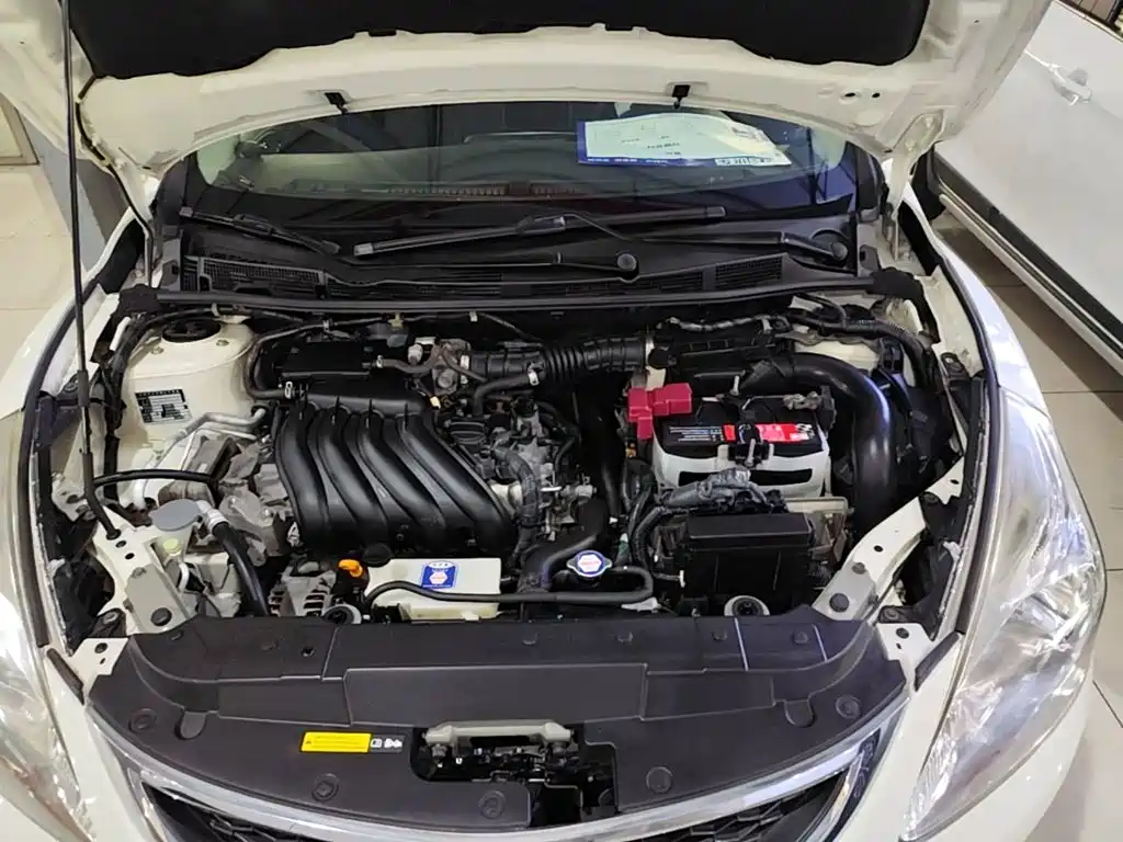 Nissan Tiida — миниатюра 20