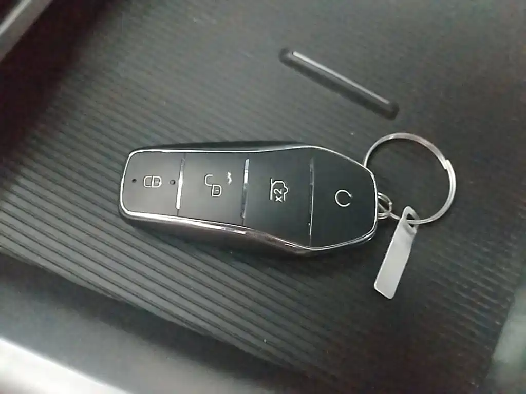 BYD Seal — миниатюра 9