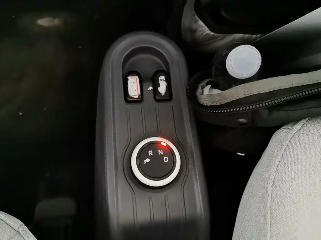 Wuling MINIEV — миниатюра 14