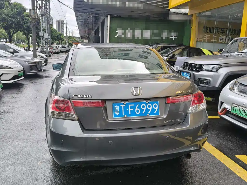 Honda Accord — миниатюра 6