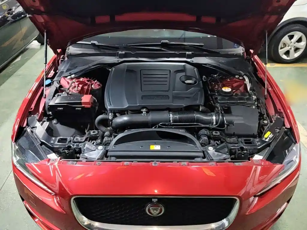 Jaguar XEL — миниатюра 20