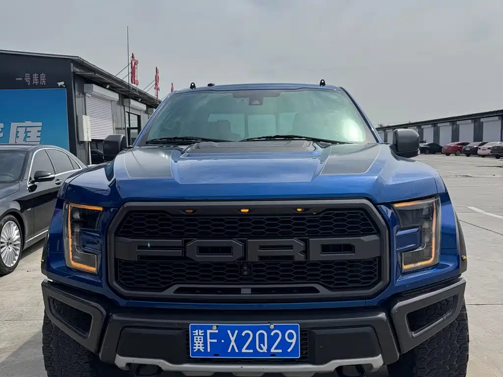 Ford F-150 Raptor — миниатюра 2