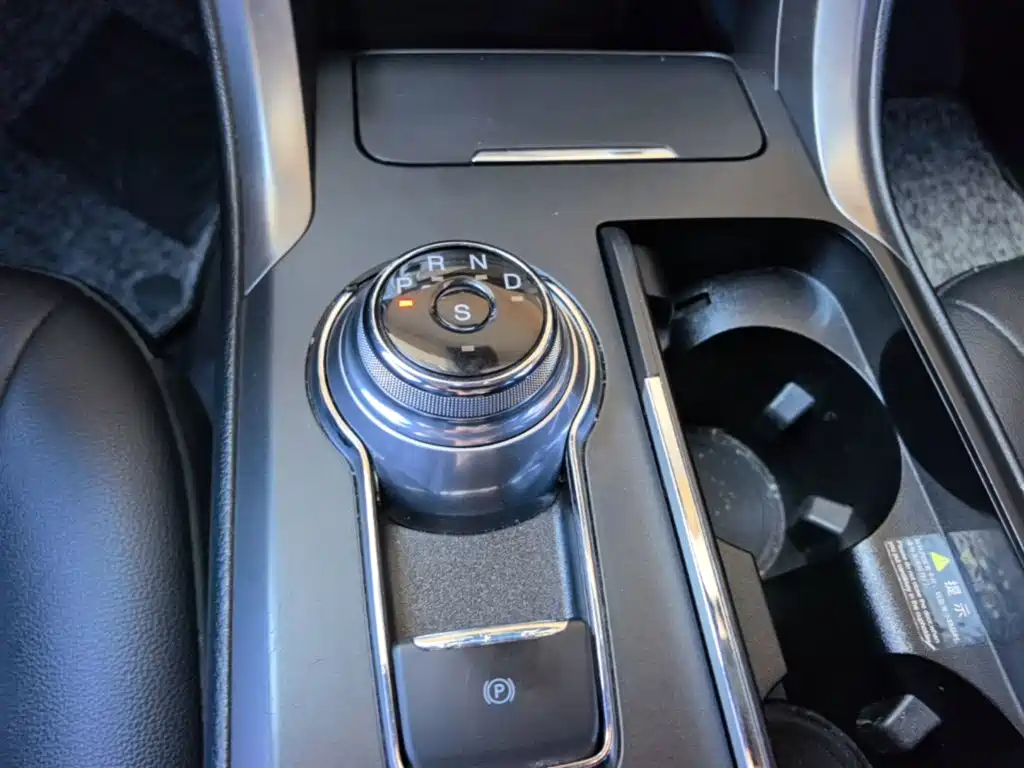 Ford Mondeo — миниатюра 14