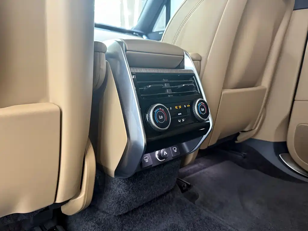 Land Rover Range Rover — миниатюра 11