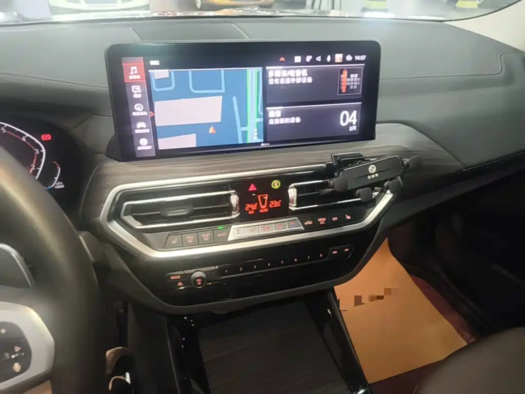 BMW X3 — миниатюра 13