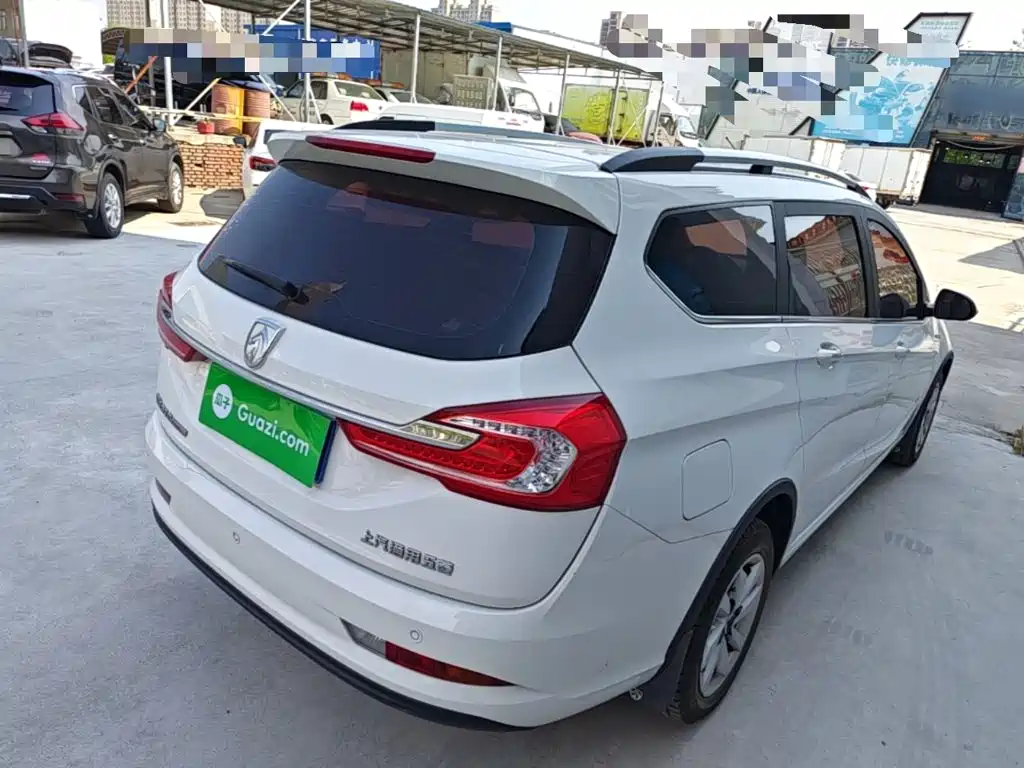 Baojun 310W — миниатюра 7