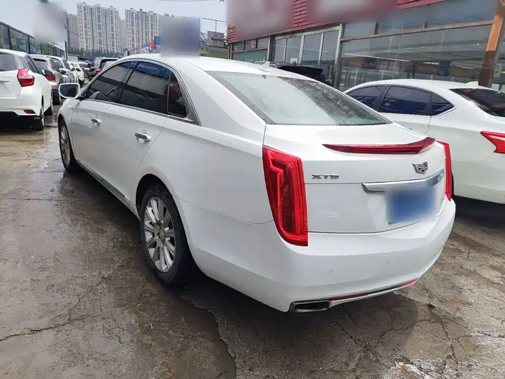 Cadillac XTS — миниатюра 5
