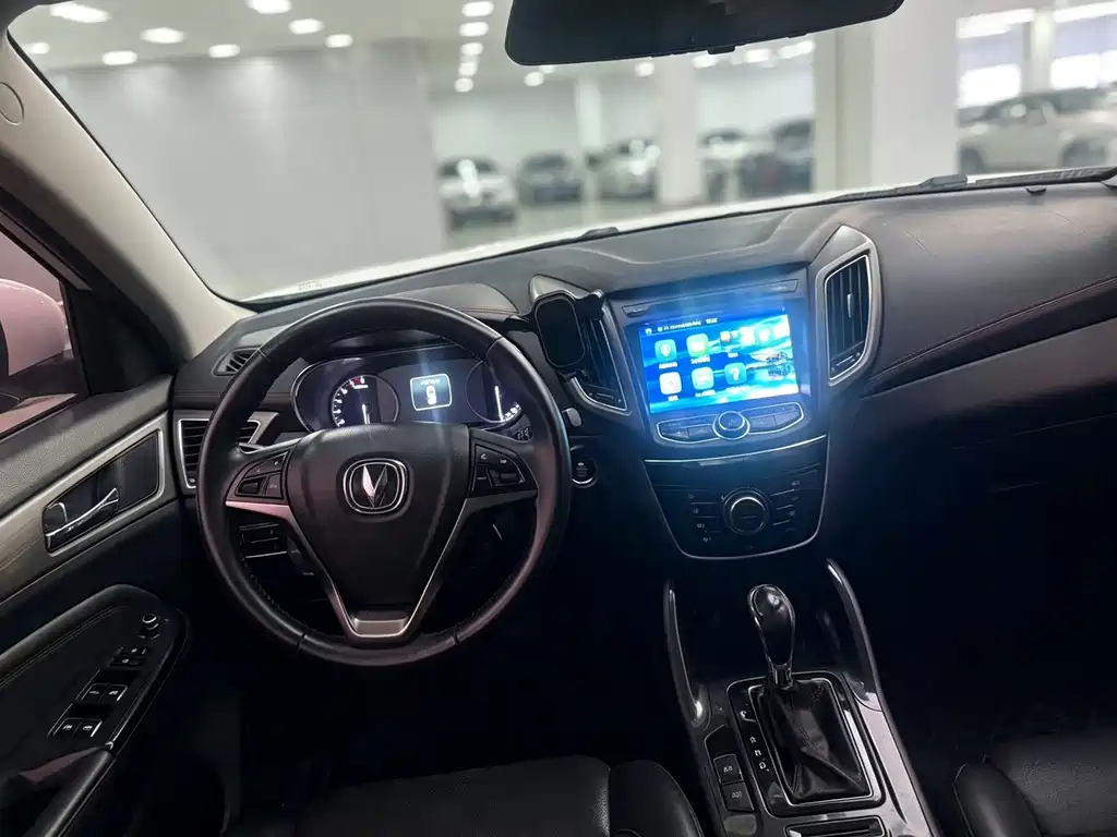 Changan CS75 — миниатюра 4