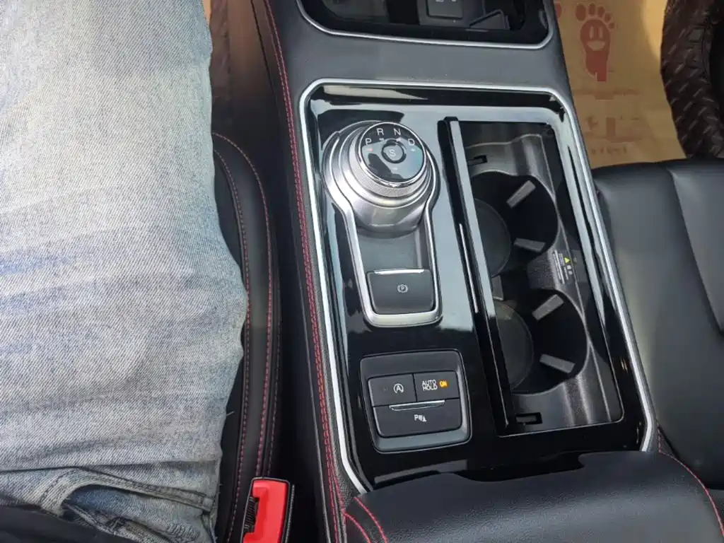 Ford Edge — миниатюра 14