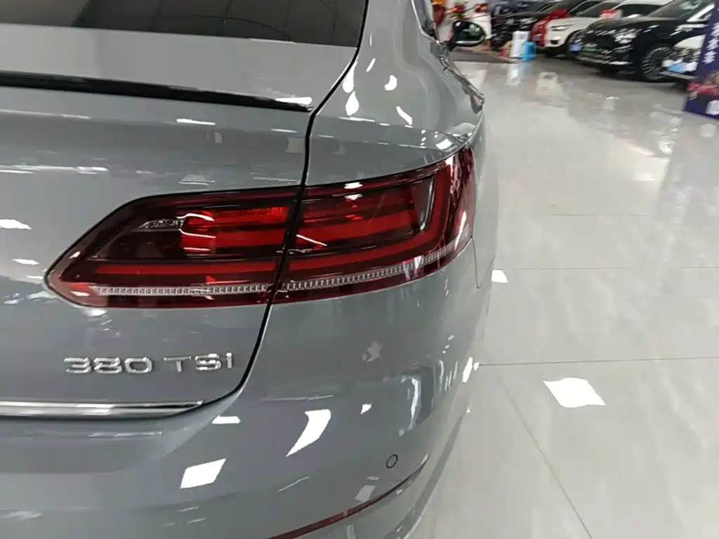Volkswagen CC — миниатюра 8