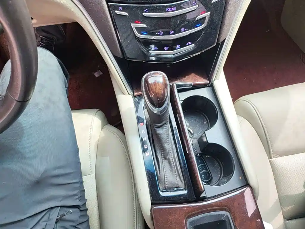 Cadillac XTS — миниатюра 14