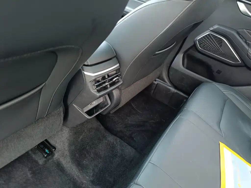 Geely Emgrand — миниатюра 12