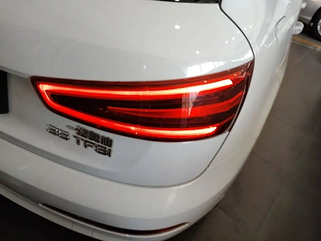 Audi Q3 — миниатюра 8