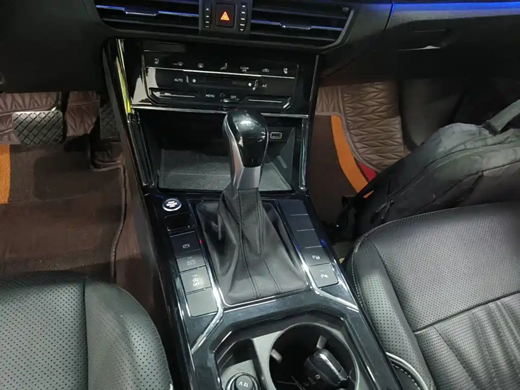 Volkswagen Passat — миниатюра 14