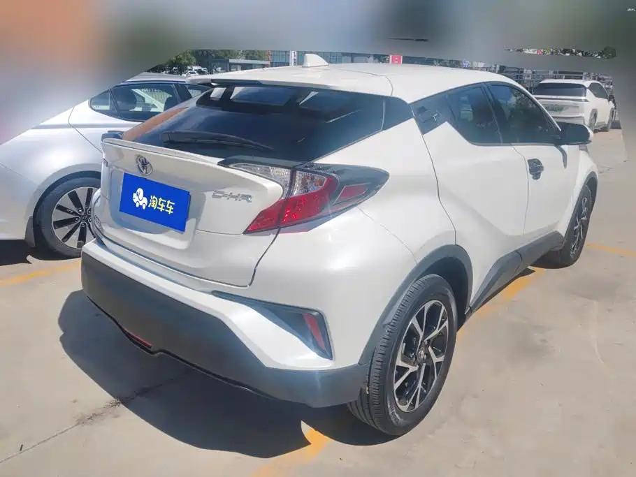 Toyota C-HR — миниатюра 3