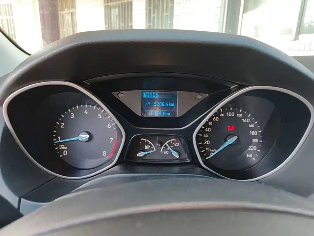 Ford Focus — миниатюра 12