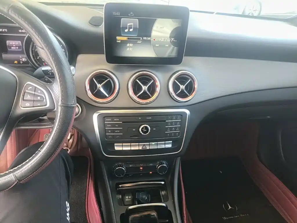 Mercedes-Benz CLA (Import) — миниатюра 13