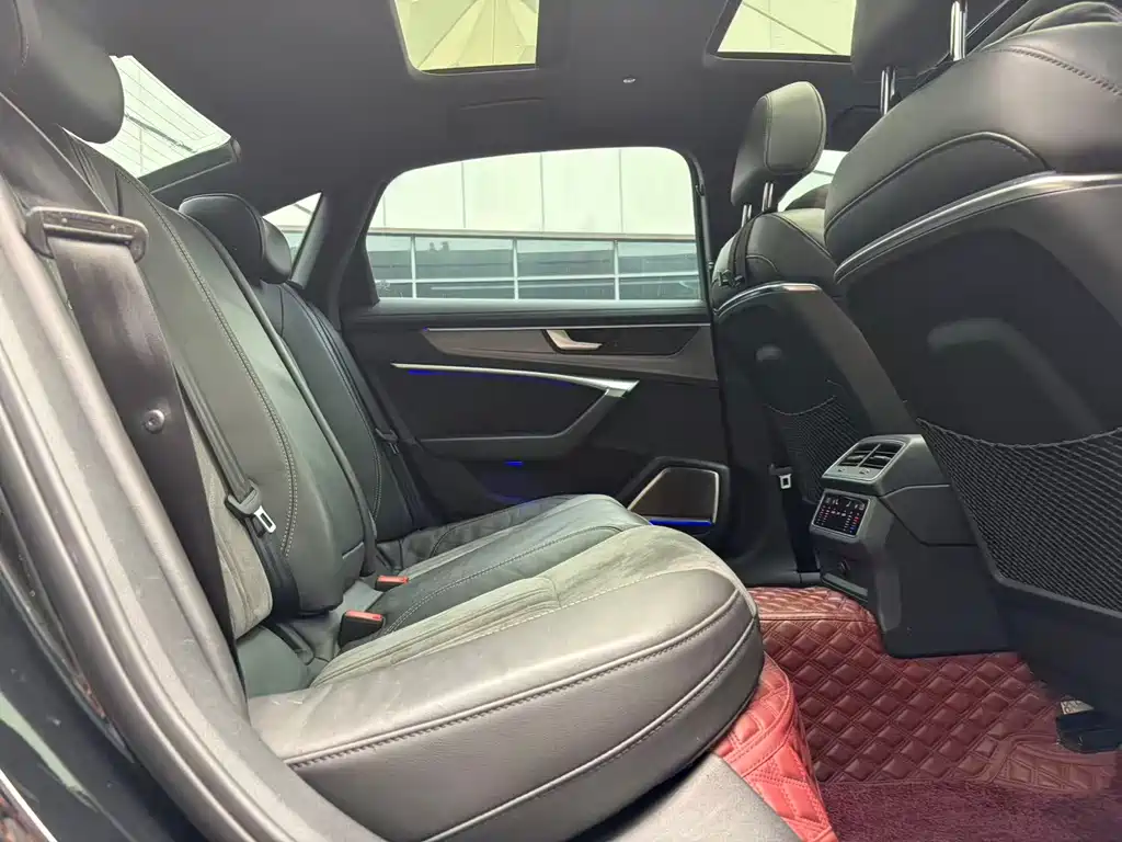 Audi A6L — миниатюра 6