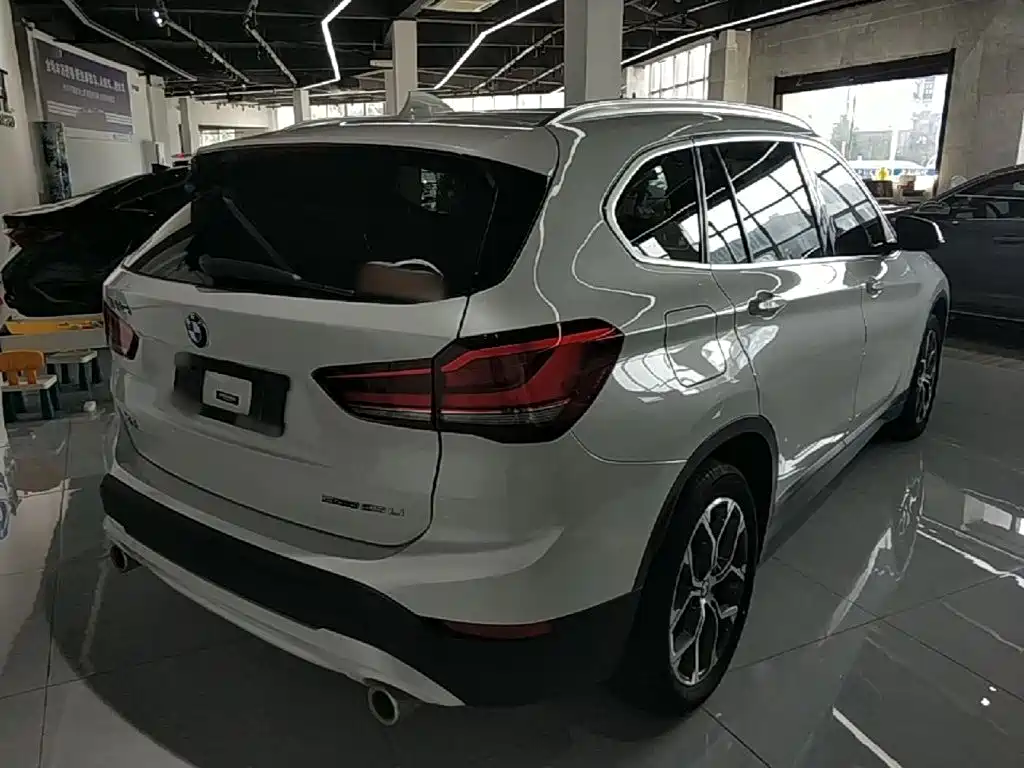 BMW X1 — миниатюра 7