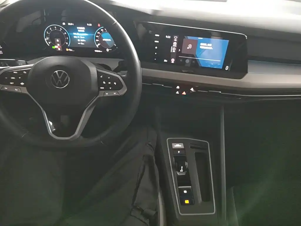 Volkswagen Golf — миниатюра 10