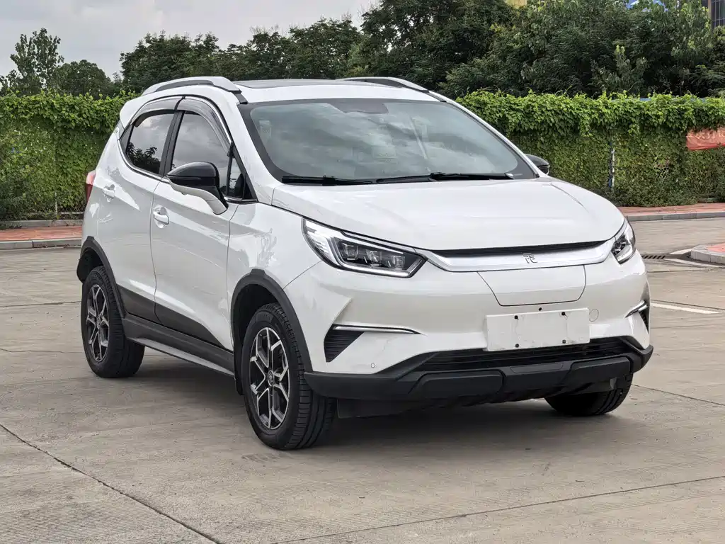 BYD Yuan Pro - фото 3