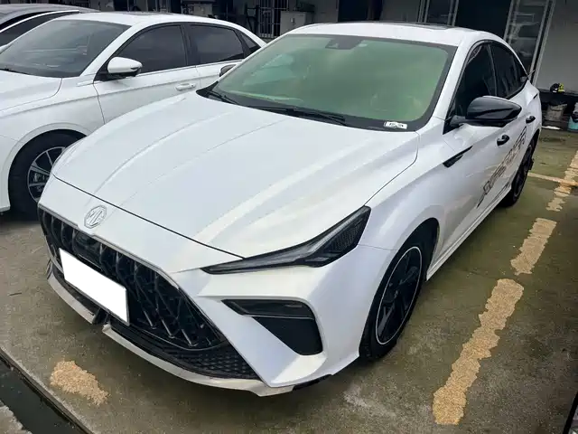 2022 MG 5