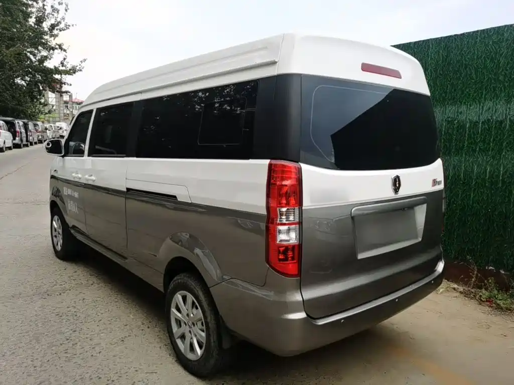 Jinbei Hiace X30L — миниатюра 5