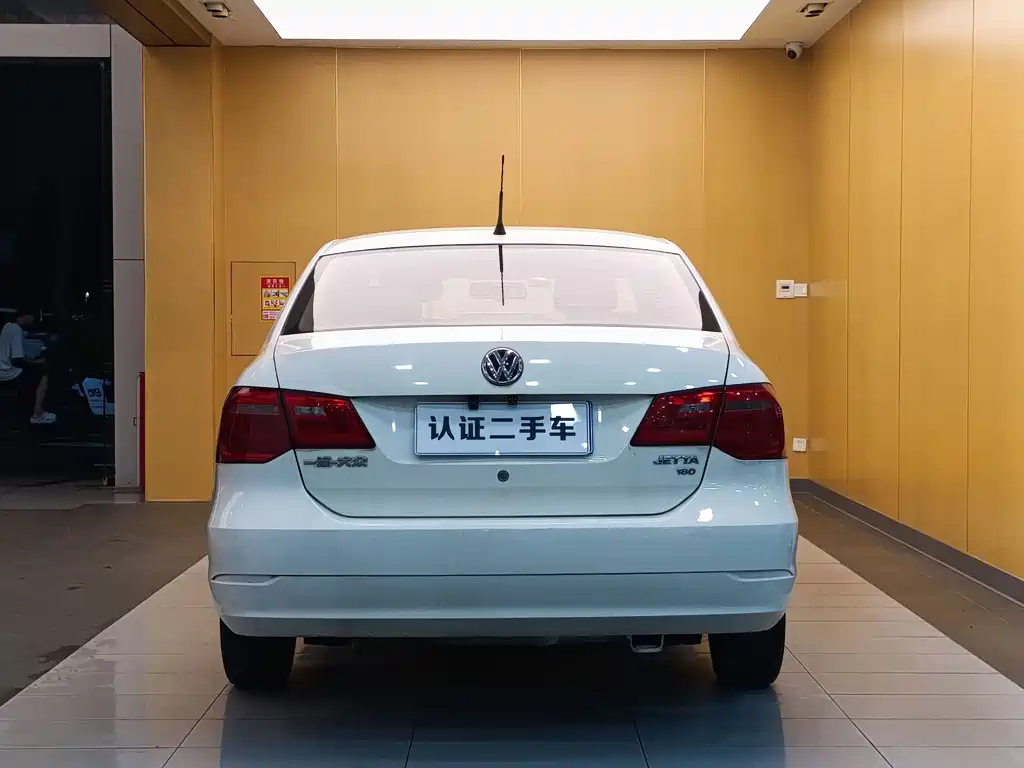 Volkswagen Jetta — миниатюра 34
