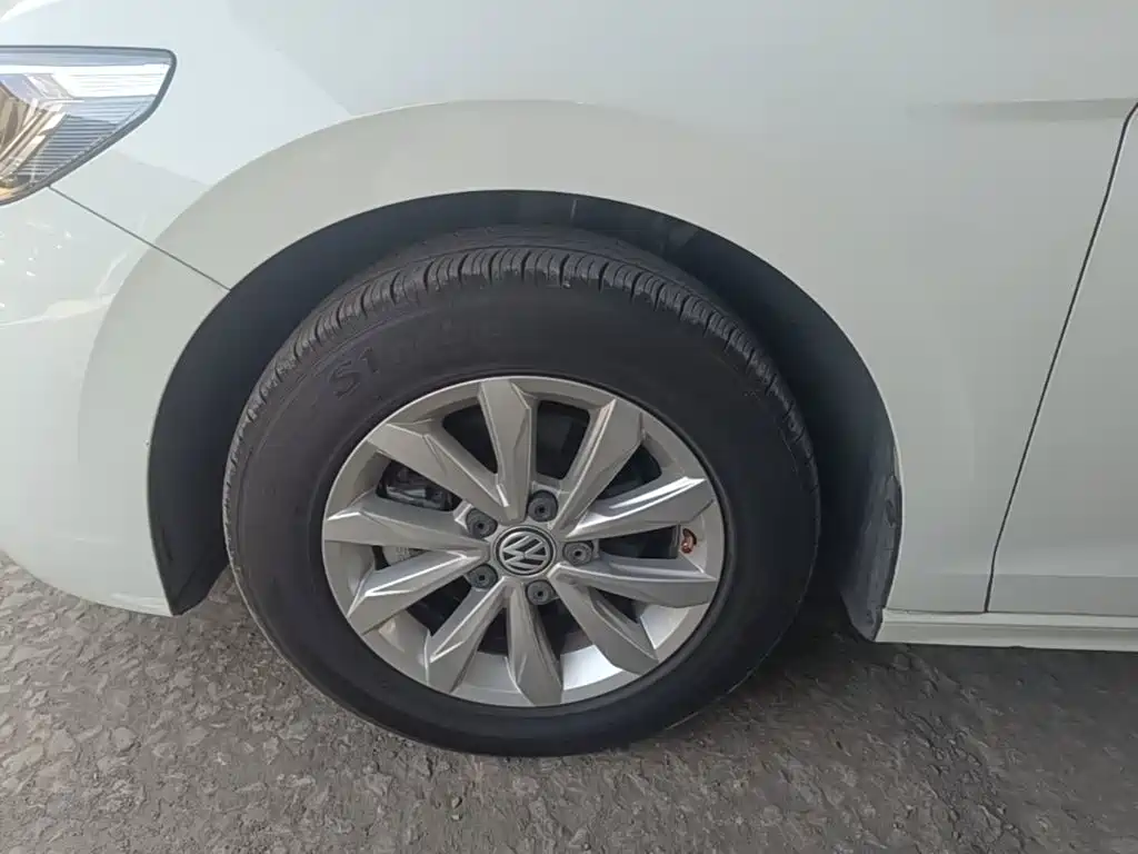 Volkswagen Bora — миниатюра 23