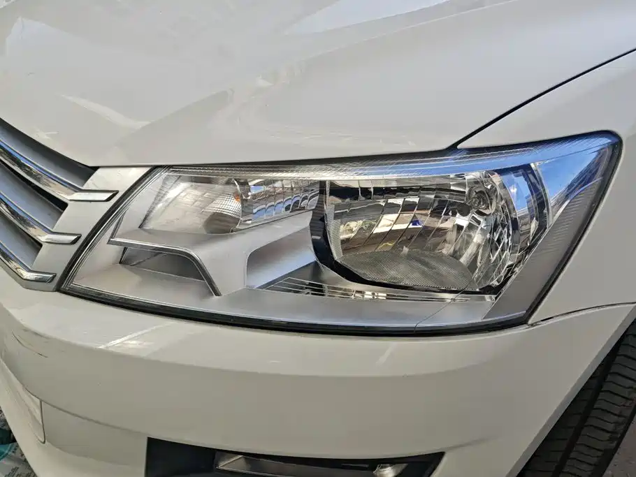 Volkswagen Santana — миниатюра 5